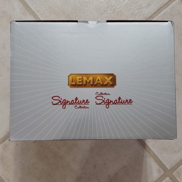 Lemax Ludwig's Nutcracker Factory Musical Display - Picture 5 of 8